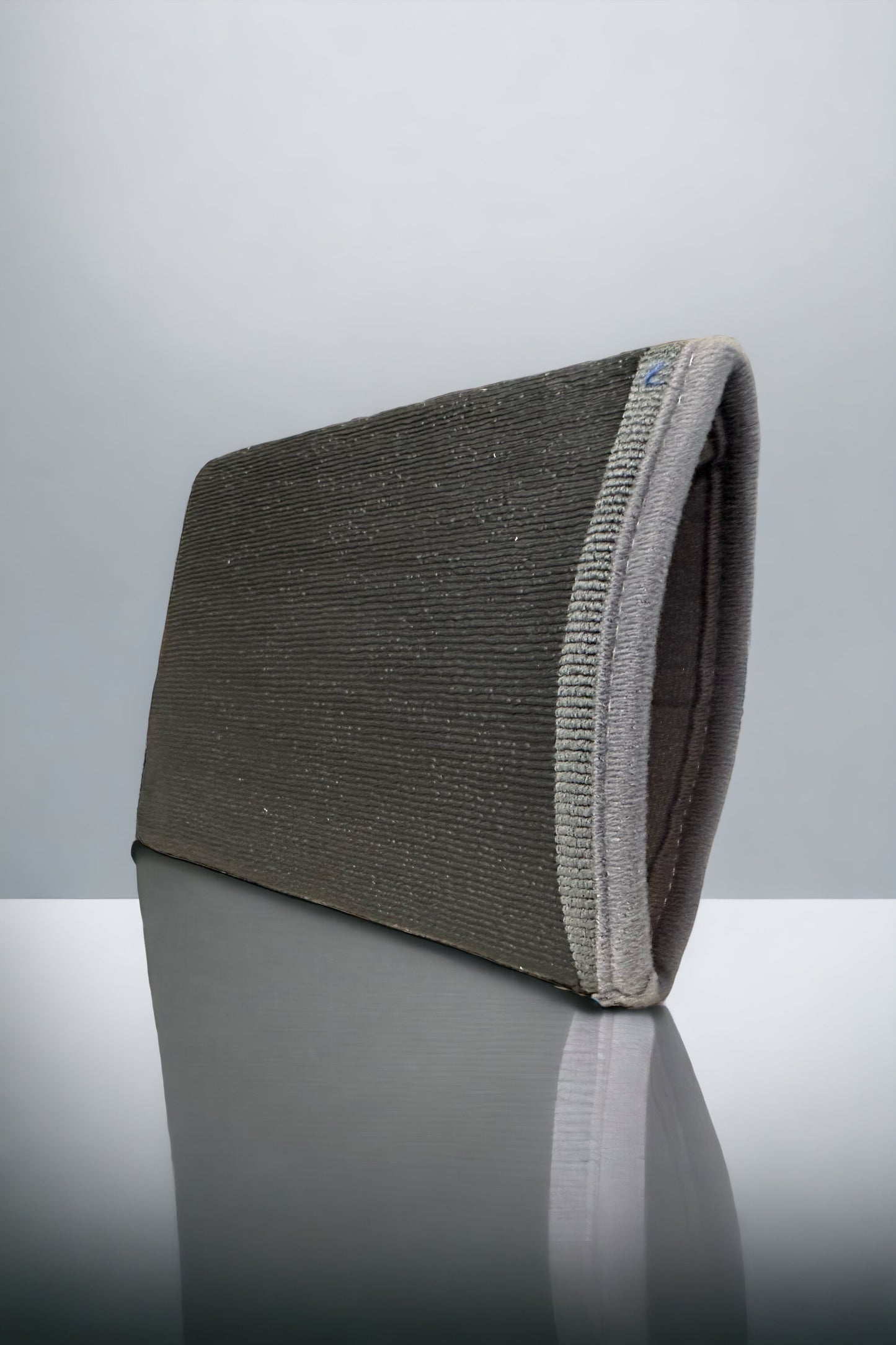 MoMo Motorsports "Synthetic Clay Mitt"
